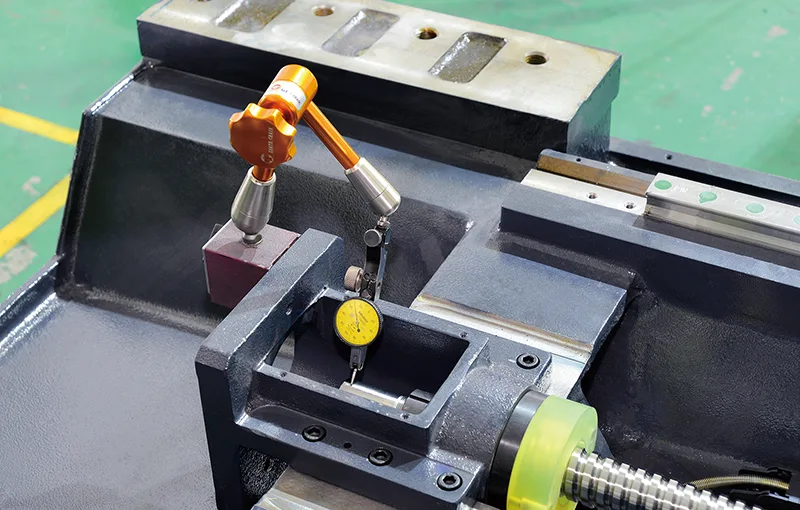 Profile Vertical Machining Center